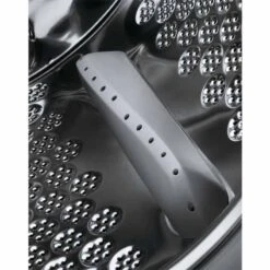 AEG L7WE7631BI Built-In 7kg/4kg 1600rpm Washer Dryer - White 13 AEG L7WE7631BI Built-In 7kg/4kg 1600rpm Washer Dryer - White -Blanco Shop aeg l7we7631bi washing spray jets and pins open close up view