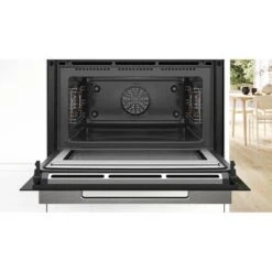 Bosch CMG7761B1B Series 8 Built-In Compact Oven With Microwave Function & Home Connect - Black 11 Bosch CMG7761B1B Series 8 Built-In Compact Oven With Microwave Function & Home Connect - Black -Blanco Shop b o bosch cmg7761b1b series 8 compact oven microwave life style inside oven