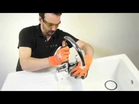 Reginox Regi-Ceramic 1 Bowl Kitchen Sink - White - RL 504 CW 3 Reginox Regi-Ceramic 1 Bowl Kitchen Sink - White - RL 504 CW - Image 3