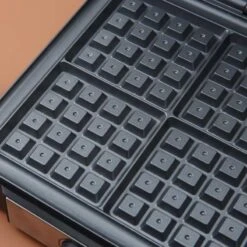 HOMCOM 1200W 4 Slice Waffle Maker - Black - 800-135V70 -Blanco Shop homcom 800135v70 waffle