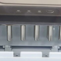 HOMCOM 12 Kg Portable Countertop Ice Maker Machine - Black - 800-154V70BK 17 HOMCOM 12 Kg Portable Countertop Ice Maker Machine - Black - 800-154V70BK -Blanco Shop homcom 800154v70bk inner view