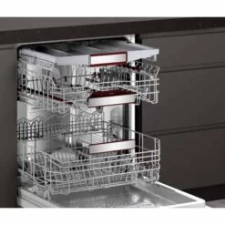 Neff N70 S187TC800E Built-In F/I 14 Place Dishwasher With Home Connect - Black 19 Neff N70 S187TC800E Built-In F/I 14 Place Dishwasher With Home Connect - Black -Blanco Shop neff n70s187tc800e open racking and tray side view