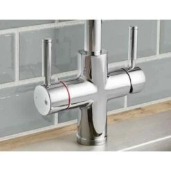 Rangemaster GEO Intense 4 In 1 Tap And Boiler - Chrome - GEO4TIDCM/ -Blanco Shop r a rangemaster geo4tidcm tap close up